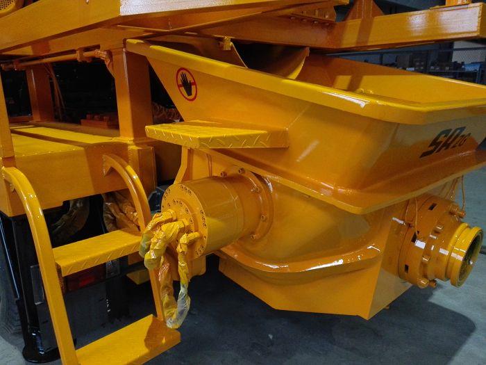 product-1-1 truck mounted concrete mixer pump(002)